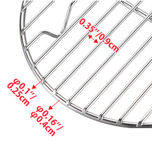 NARROW SPACE BETWEEN TWO WIRES
Long wire mesh of this round wire rack makes it difficult for food to fall down.
Space between the two wires of this cooking grill is about 0.35''/0.9cm that prevents food from falling down.